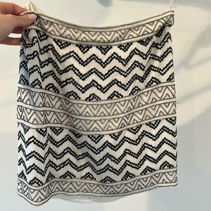 Nicole Miller Artelier mini skirt, never worn, beaded & sequin detail Size 2